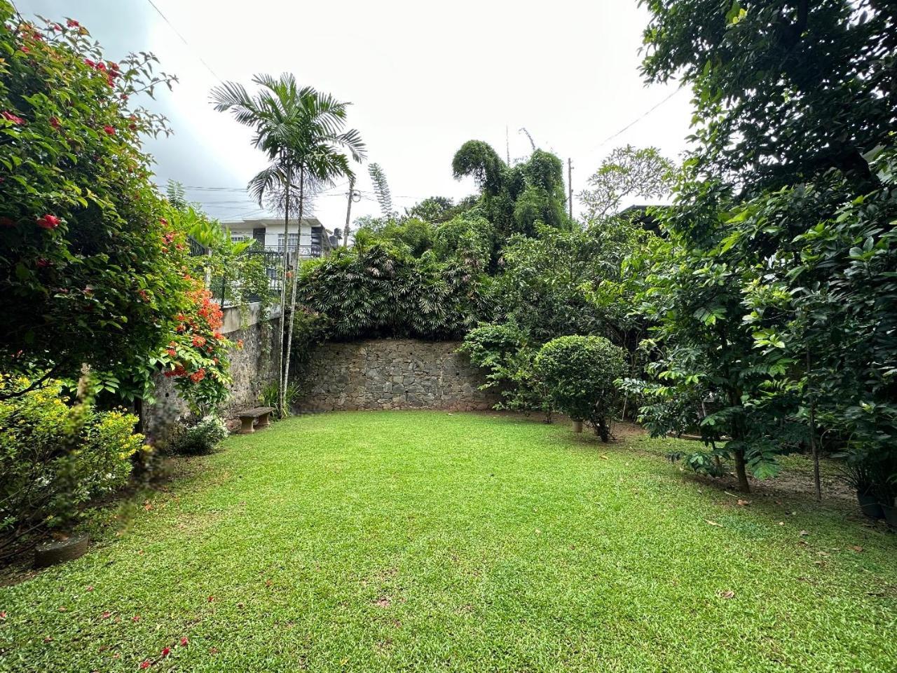 Rockydale Home Stay Kandy Exterior photo